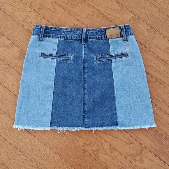 AEO Hi Rise Festival Patchwork Denim Skirt - Picture 3 of 9